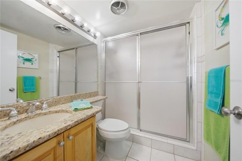 Copropriété à vendre à Redington Shores, Floride: 2 chambres, 102.47 m2 № 2125267 - photo 24