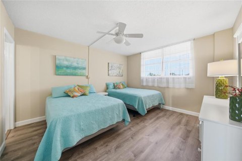 Copropriété à vendre à Redington Shores, Floride: 2 chambres, 102.47 m2 № 2125267 - photo 23