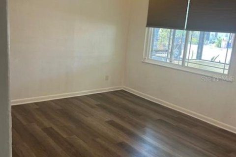 Villa ou maison à louer à Riverview, Floride: 2 chambres, 81.38 m2 № 1746944 - photo 2