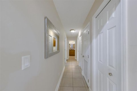 Condo in Palm Harbor, Florida, 3 bedrooms № 2267498 - photo 22