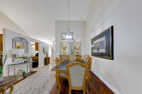 Condo in Palm Harbor, Florida, 3 bedrooms № 2267498 - photo 20