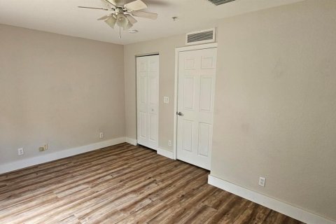 Touwnhouse à louer à Boynton Beach, Floride: 3 chambres, 148.74 m2 № 2147115 - photo 3