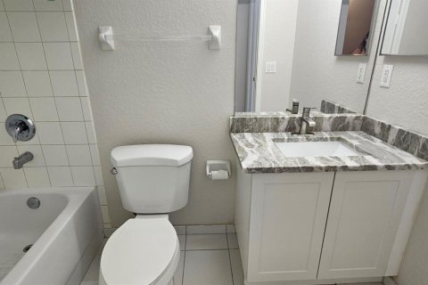 Touwnhouse à louer à Boynton Beach, Floride: 3 chambres, 148.74 m2 № 2147115 - photo 6