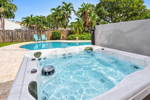 Villa ou maison à vendre à Davie, Floride: 4 chambres, 176.89 m2 № 2384621 - photo 22