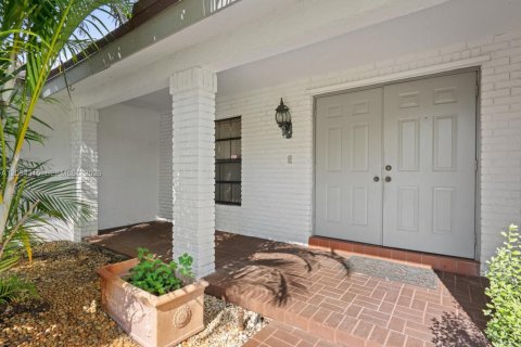 Villa ou maison à vendre à Davie, Floride: 4 chambres, 176.89 m2 № 2384621 - photo 7