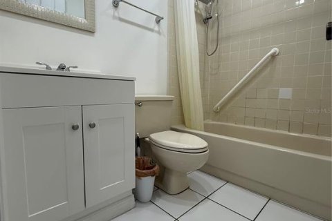 Купить виллу или дом в Тампа, Флорида 7 комнат, 121.14м2, № 2149101 - фото 25