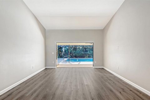Villa ou maison à vendre à Sarasota, Floride: 4 chambres, 280.75 m2 № 2418500 - photo 21