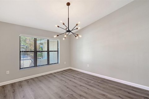 Villa ou maison à vendre à Sarasota, Floride: 4 chambres, 280.75 m2 № 2418500 - photo 17