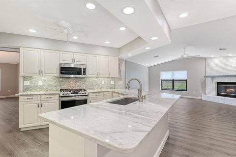 Villa ou maison à vendre à Sarasota, Floride: 4 chambres, 280.75 m2 № 2418500 - photo 26