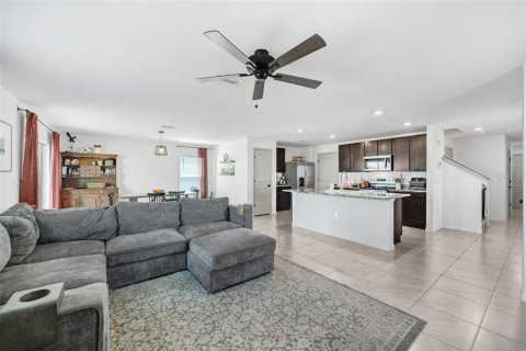 Villa ou maison à vendre à Zephyrhills, Floride: 4 chambres, 214.14 m2 № 2106140 - photo 15