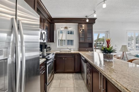 Copropriété à vendre à Fort Lauderdale, Floride: 2 chambres, 78.97 m2 № 2036050 - photo 4