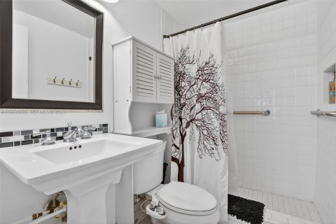 Copropriété à vendre à Fort Lauderdale, Floride: 2 chambres, 78.97 m2 № 2036050 - photo 8