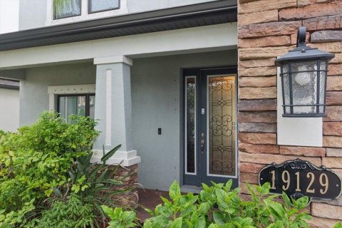 Casa en venta en Lutz, Florida, 5 dormitorios, 308.06 m2 № 2280150 - foto 6