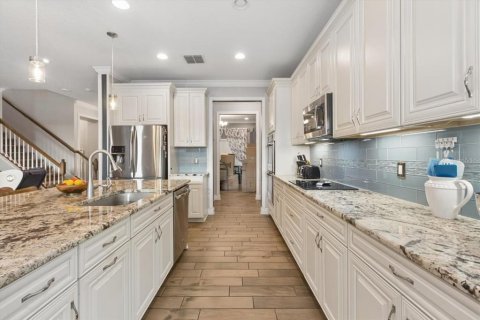 Casa en venta en Lutz, Florida, 5 dormitorios, 308.06 m2 № 2280150 - foto 12