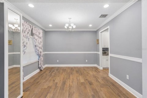 Casa en venta en Lutz, Florida, 5 dormitorios, 308.06 m2 № 2280150 - foto 8