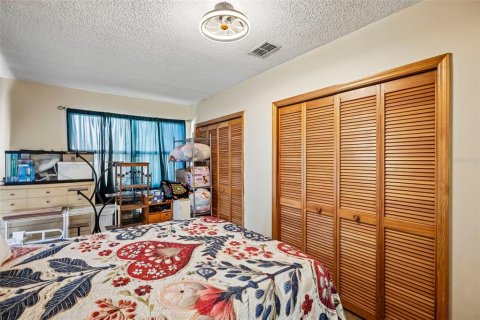 Villa ou maison à vendre à Dover, Floride: 2 chambres, 140.47 m2 № 2434519 - photo 17