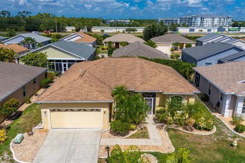 Villa ou maison à vendre à Port Charlotte, Floride: 3 chambres, 143.91 m2 № 2124733 - photo 2