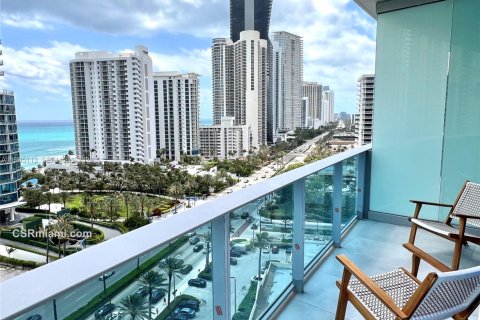 Снять в аренду кондоминиум в Санни-Айлс-Бич, Флорида 2 спальни, 128.67м2, № 2050883 - фото 17