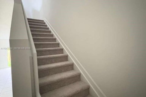 Villa ou maison à louer à Homestead, Floride: 4 chambres № 1999549 - photo 9