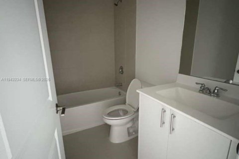 Villa ou maison à louer à Homestead, Floride: 4 chambres № 1999549 - photo 14