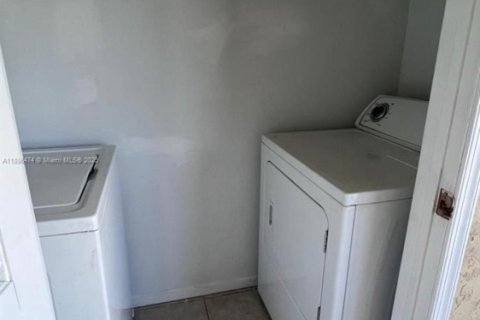 Снять в аренду кондоминиум в Дирфилд-Бич, Флорида 2 спальни, 113.34м2, № 1933305 - фото 15