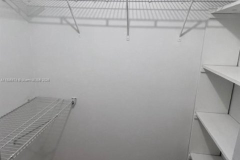 Снять в аренду кондоминиум в Дирфилд-Бич, Флорида 2 спальни, 113.34м2, № 1933305 - фото 16