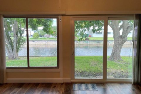 Villa ou maison à vendre à Tamarac, Floride: 2 chambres, 134.06 m2 № 2175376 - photo 10