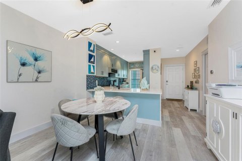 Condominio en venta en Placida, Florida, 2 dormitorios, 93.74 m2 № 1766014 - foto 13