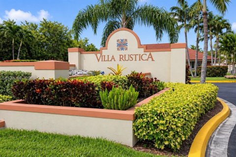 Appartement à louer à Hialeah, Floride: 2 chambres, 102.75 m2 № 2390012 - photo 17