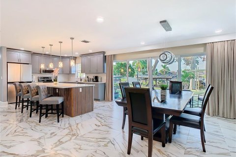 Villa ou maison à louer à Tampa, Floride: 3 chambres, 156.63 m2 № 2149376 - photo 16