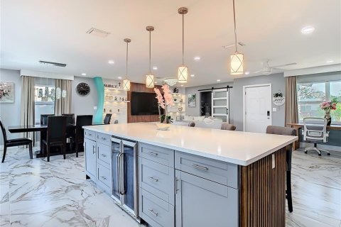 Villa ou maison à louer à Tampa, Floride: 3 chambres, 156.63 m2 № 2149376 - photo 11