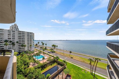 Copropriété à vendre à Tampa, Floride: 2 chambres, 141.21 m2 № 2166157 - photo 16