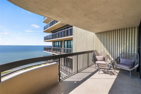 Copropriété à vendre à Tampa, Floride: 2 chambres, 141.21 m2 № 2166157 - photo 8
