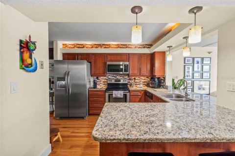 Copropriété à vendre à Tampa, Floride: 2 chambres, 141.21 m2 № 2166157 - photo 30