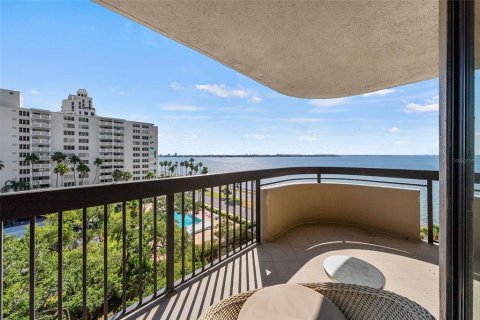 Copropriété à vendre à Tampa, Floride: 2 chambres, 141.21 m2 № 2166157 - photo 9