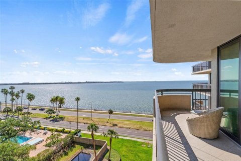 Copropriété à vendre à Tampa, Floride: 2 chambres, 141.21 m2 № 2166157 - photo 12