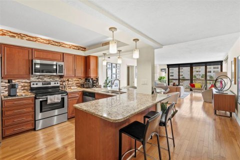 Copropriété à vendre à Tampa, Floride: 2 chambres, 141.21 m2 № 2166157 - photo 29