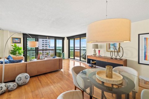 Copropriété à vendre à Tampa, Floride: 2 chambres, 141.21 m2 № 2166157 - photo 19