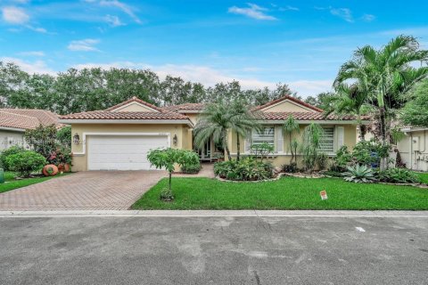 Casa en venta en Hollywood, Florida, 4 dormitorios, 225.01 m2 № 1882606 - foto 2