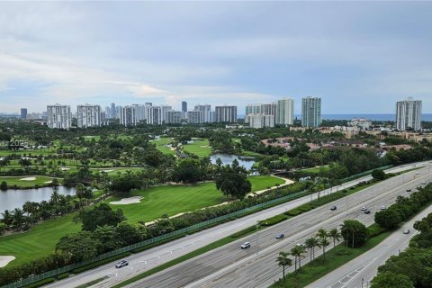 Condo in Aventura, Florida, 2 bedrooms № 1981897 - photo 29