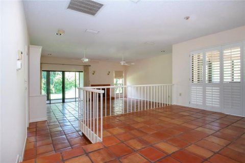 House in Sarasota, Florida 2 bedrooms, 145.86 sq.m. № 1673922 - photo 11