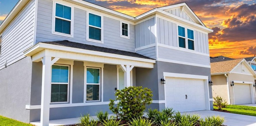 Villa ou maison à Davenport, Floride 4 chambres, 269.42 m2 № 2405451