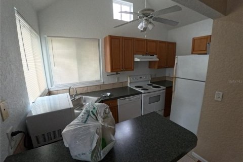 Immobilier commercial à vendre à Saint Petersburg, Floride: 300.45 m2 № 2208401 - photo 24