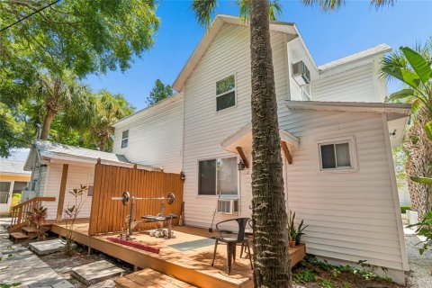 Immobilier commercial à vendre à Saint Petersburg, Floride: 300.45 m2 № 2208401 - photo 13