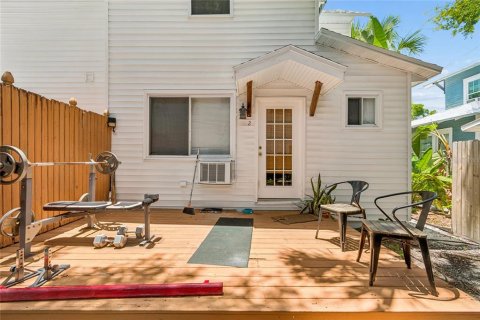 Immobilier commercial à vendre à Saint Petersburg, Floride: 300.45 m2 № 2208401 - photo 12