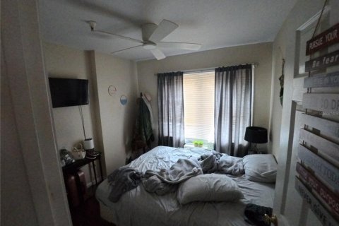 Immobilier commercial à vendre à Saint Petersburg, Floride: 300.45 m2 № 2208401 - photo 18