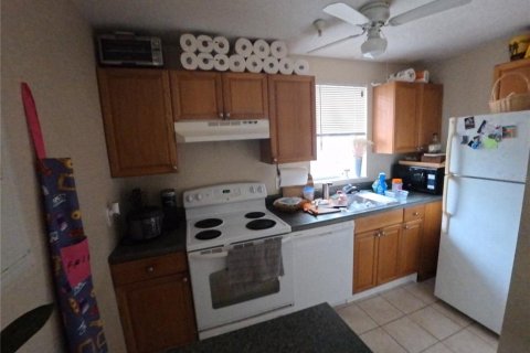 Immobilier commercial à vendre à Saint Petersburg, Floride: 300.45 m2 № 2208401 - photo 22