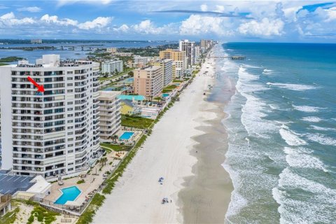 Condo in Daytona Beach Shores, Florida, 2 bedrooms  № 2379046 - photo 4