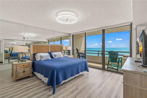 Condo in Daytona Beach Shores, Florida, 2 bedrooms  № 2379046 - photo 25