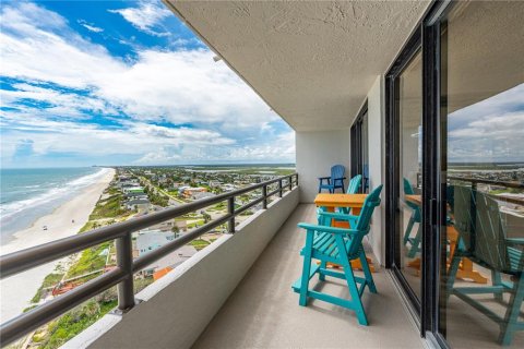 Condo in Daytona Beach Shores, Florida, 2 bedrooms  № 2379046 - photo 13
